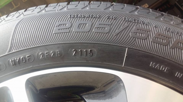 ขายล้อแม็กป้ายแดง civic fb mc 16" ยางปี15 สนใจติดต่อเล็กคลองสามครับ 081-3747940