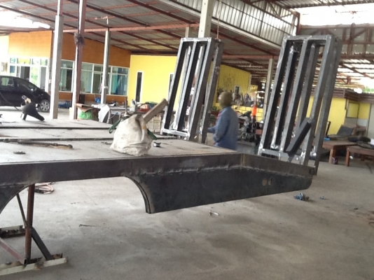 เทเลอร์ขึ้นรถเกี่ยว ต่อใหม่ๆสวยๆ