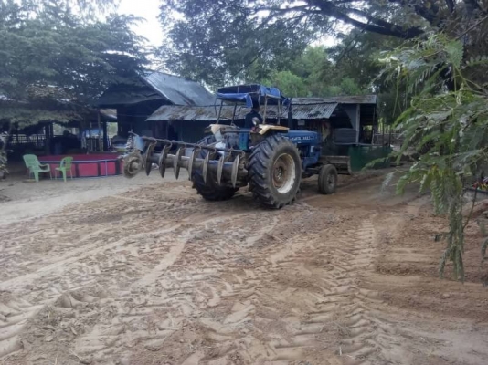 ขาย. Ford. 77. สภาพสวยๆพร้อมใช้. เอกสารอินวอย