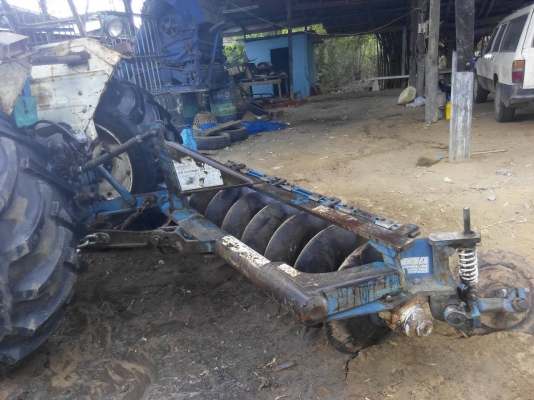 ขาย. Ford. 77. สภาพสวยๆพร้อมใช้. เอกสารอินวอย