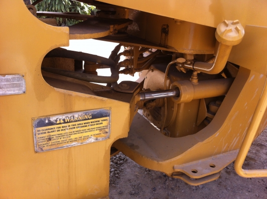 CAT 916 E สภาพสวยพร้อมใช้ต่อรองได้ CAT 916 E สภาพสวยพร้อมใช้ต่อรองได้