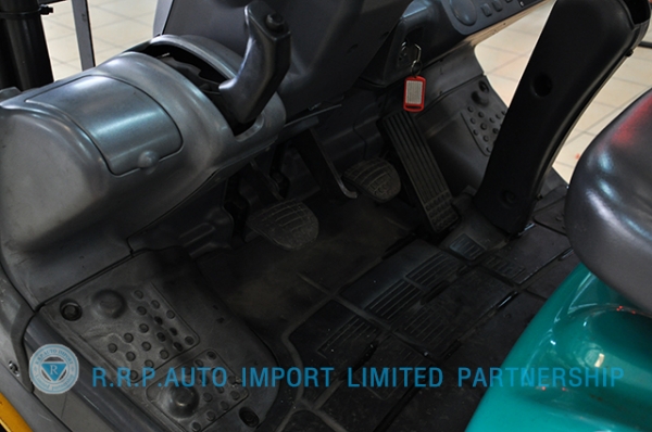 ขายรถโฟล์คลิฟท์มือสอง KOMATSU รุ่น FD15C-658111 ราคา 275,000 บาท นำเข้าจากญี่ปุ่น ไม่เคยใช้งา่นในไทย