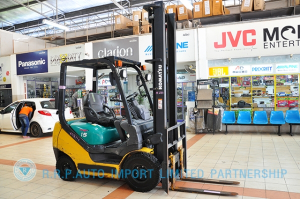 ขายรถโฟล์คลิฟท์มือสอง KOMATSU รุ่น FD15C-658111 ราคา 275,000 บาท นำเข้าจากญี่ปุ่น ไม่เคยใช้งา่นในไทย