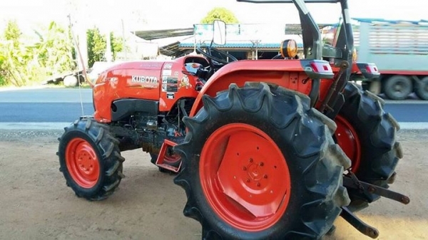 ขายค่ะ รถไถคูโบต้าL4708 สวยๆเดิมๆ ราคาต่อรองได้อีกนะค่ะ