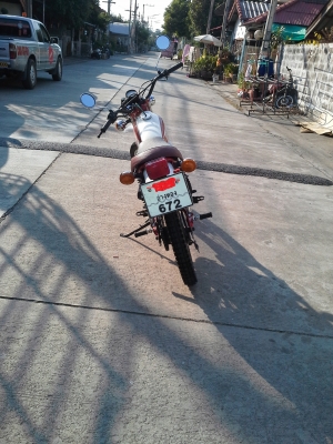 ขาย Yamaha DT100  ทะเบียนโอน  22000 ต่อลองได้