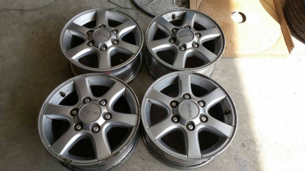 ล้อ isuzu ขอบ 15 6 รู ชุดล่ะ 5000
