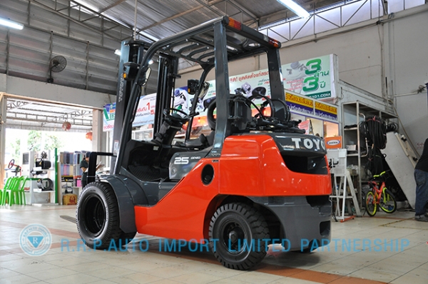 ขายรถโฟล์คลิฟท์มือสอง TOYOTA รุ่น 8FG25-31365 ราคา xxx,xxx บาท นำเข้าจากประเทศญี่ปุ่น 100\% ไม่เคยใช้งานในไทย