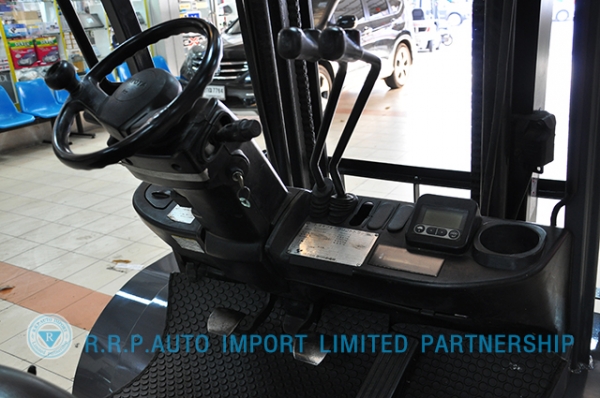 ขายรถโฟล์คลิฟท์มือสอง TOYOTA รุ่น 8FG25-31365 ราคา xxx,xxx บาท นำเข้าจากประเทศญี่ปุ่น 100\% ไม่เคยใช้งานในไทย