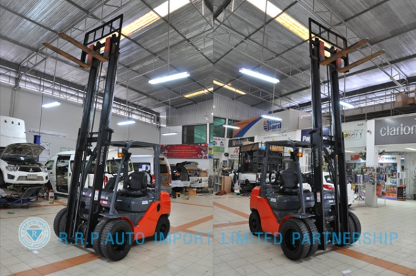 ขายรถโฟล์คลิฟท์มือสอง TOYOTA รุ่น 8FG25-31365 ราคา xxx,xxx บาท นำเข้าจากประเทศญี่ปุ่น 100\% ไม่เคยใช้งานในไทย