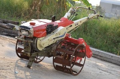 รถพรวนดิน ยันม่า ดิเซล7แรง พร้อม อุปกรณ์ ขุดมัน มีโรตี 1 ชุด ราคา 35,000บาท สภาพพร้อมใช้งาน รถพรวนดิน ยันม่า ดิเซล7แรง พร้อม อุปกรณ์ ขุดมัน มีโรตี 1 ชุด ราคา 35,000บาท สภาพพร้อมใช้งาน