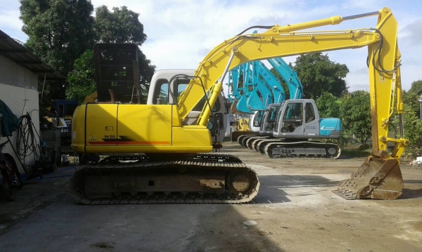 ขาย SUMITOMO SH120-3A เก่าญี่ปุ่น  แทรคใหญ่  มีลายแย๊ก  ชั่วโมง 5,XXX  สนใจโทร  081-3848169  คมศักดิ์  เผ่าพงศ์ษา