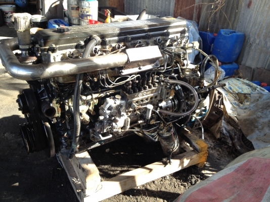 ขายเครื่อง มิตซู 6m61 225 แรง