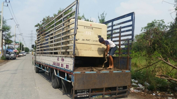 2 แรง แข็งขัน จัดส่งขึ้นรถไปลาวครับ เครื่องปั๊มลม ล้อลาก INGERSOLL RAND : HP750WCU เก่าญี่ปุ่น