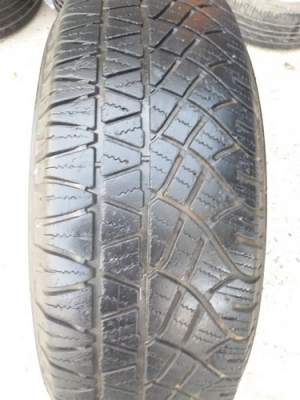 ขายยาง265/70/16 ปี 14 MICHERLIN CROSS  4 เส้น