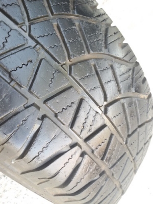 ขายยาง265/70/16 ปี 14 MICHERLIN CROSS  4 เส้น