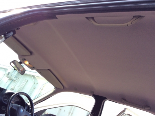 ขายรถสวยๆมือเดียวป้ายแดง BMW E36 318i ปี93 เครื่องเดิม M40 เกียร์ธรรมดา เพาเวอร์ ไฟฟ้าทั้งคัน ภายในสวยมากดำดุเบาะดำสะอาดเอี่ยม แอร์หนาว ตัวถังเดิมๆดีมากไม่มีชนเดิมทั้งคัน สีเงาสวย เครื่องแน่นขับสนุก ช่วงล่างดี รถสวย มือเดียวป้ายแดงครับ พร้อมใช้ครับ