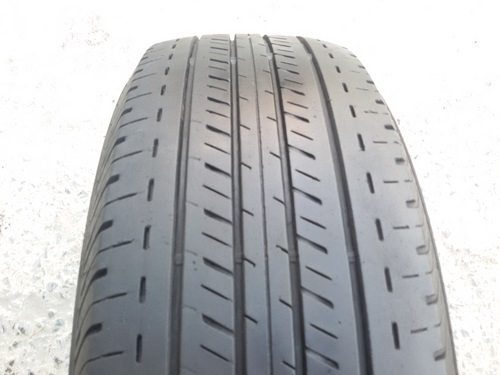 ขายยาง215/65/16 ปี 3314  BRIDGESTONE  R611  4 เส้น