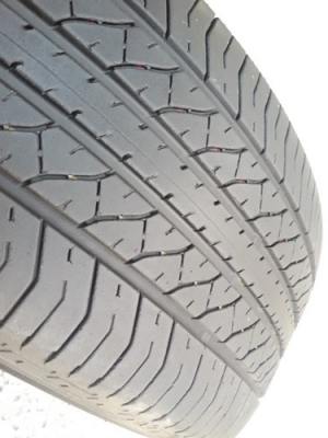 ขายยาง235/60/18 ปี 4412 DUNLOP 2 เส้น