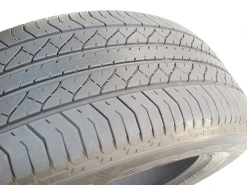 ขายยาง235/60/18 ปี 4412 DUNLOP 2 เส้น