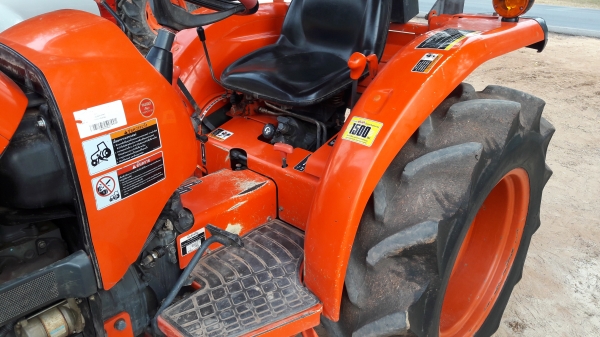 ขายรถไถL3608ใบมีดผาลและโรตารี้พร้อมใช้ครับ