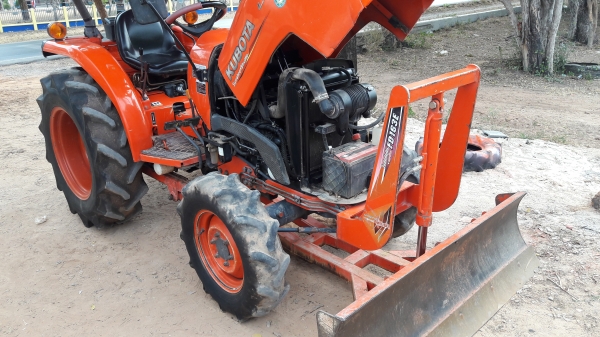 ขายรถไถL3608ใบมีดผาลและโรตารี้พร้อมใช้ครับ