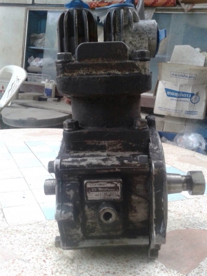 ขายปั๊มลมร็อคเล็ก 6BG1 ราคาถูกๆ