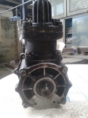 ขายปั๊มลมร็อคเล็ก 6BG1 ราคาถูกๆ