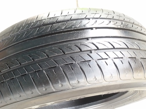 ขายยาง195/65/15 ปี 3512 THUNDER 4 ล้อ