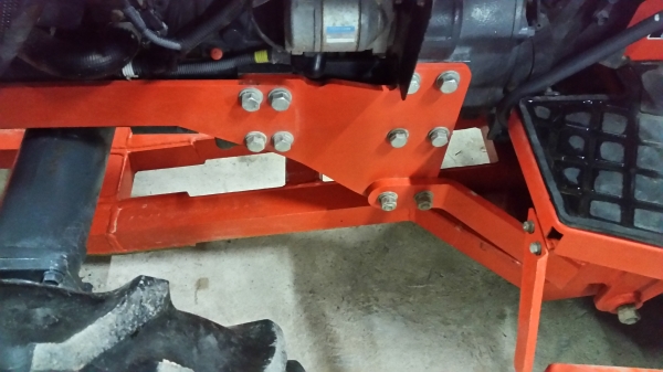 ขายรถไถคูโบต้า  KUBOTA   L 3608SP พร้อมชุดใบมีดดันหน้าคานล่าง