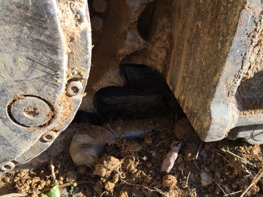 รถแบคโฮ  KOBELCO  YN - 12  ( รถทำงาน 1x,5xx ชม. )    สนใจติดต่อ  081 - 6079515