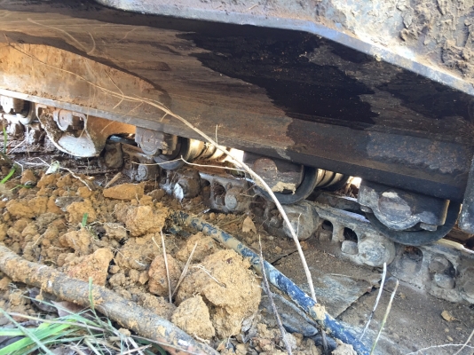 รถแบคโฮ  KOBELCO  YN - 12  ( รถทำงาน 1x,5xx ชม. )    สนใจติดต่อ  081 - 6079515