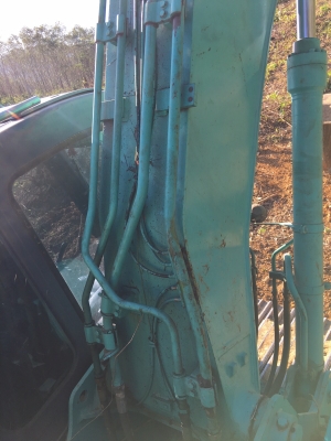 รถแบคโฮ  KOBELCO  YN - 12  ( รถทำงาน 1x,5xx ชม. )    สนใจติดต่อ  081 - 6079515