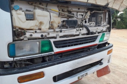 รถอีซุซุ 10 ล้อดั้ม FXZ 270 แรงม้า ปี 39.   สนใจติดต่อ  081 - 6079515