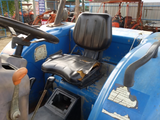 ปัญญาแทรคเตอร์..จัดมาให้ครับ ด่วน!!!แชมป์MX6055 4WD ตัวเปล่า จัดส่ง อ.หนองบุญนาก จ.นครราชสีมา