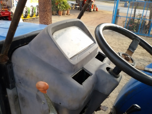 ปัญญาแทรคเตอร์..จัดมาให้ครับ ด่วน!!!แชมป์MX6055 4WD ตัวเปล่า จัดส่ง อ.หนองบุญนาก จ.นครราชสีมา