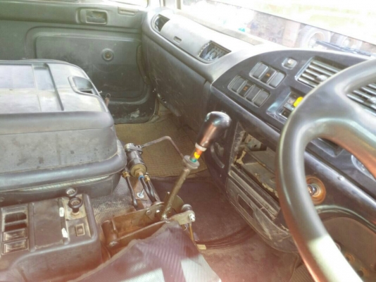 รถอีซุซุ 10 ล้อดั้ม FXZ  270 แรงม้า ปี 46.   ( ขาย แม่ , ลูก. )     สนใจติดต่อ  081 - 6079515