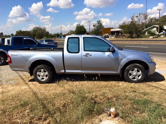 ขายครับ. D-MAX SLX 2.5di turbo พร้อมลุย ขายครับ. D-MAX SLX 2.5di turbo พร้อมลุย