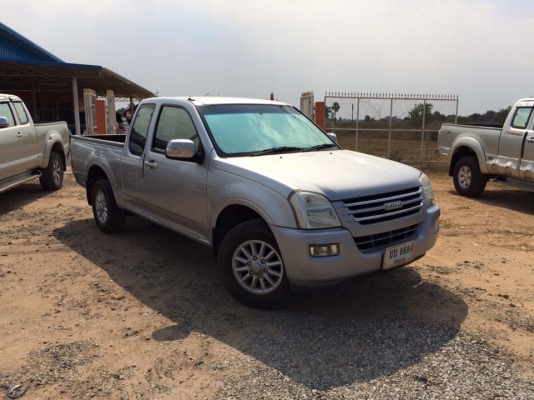 ขาย D-MAX SLX 2.5i tec ปี49. พร้อมลุยครับผม