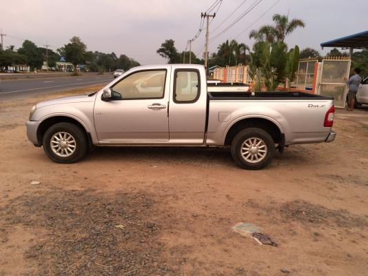 ขาย D-MAX SLX 2.5i tec ปี49. พร้อมลุยครับผม