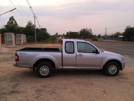 ขาย D-MAX SLX 2.5i tec ปี49. พร้อมลุยครับผม