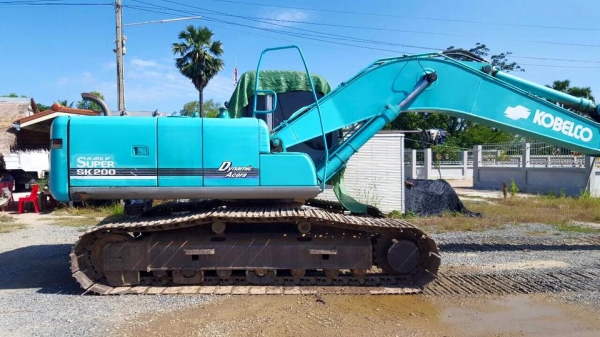 **1,800,000 บ.ต่อรอง/// แบคโฮ KOBELCO MARK-6 Super YN10 SK-200 ไฟฟ้าเต็ม เล่มทะเบียนครบ **ขาย KOBELCO MARK 6 SK200 Super YN10 แบคโฮ สภาพสวยเต็ม พร้อมใช้งาน เอกสารเล่มทะเบียนครบ HYD.EACAVATOR KOBELCO SK200 MARK-6 Super YN10 S/N.YN10-38686 ไฟฟ้าครบ เครื่องเ