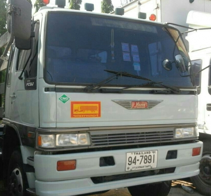 ขายราคา 735,000บ หัว+หาง ครับ หัวลาก ฮีโน่ FM3M240ปี44 หัวพร้อมหาง 3เพา พื้นเรียบยาว12ม สภาพดีพร้อมใช้งาน ชนิดเชื้อเพลิง แก๊ช NGV 100\% ทะเบียนพร้อมโอน
