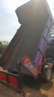 ขาย6ล้อดัมพ์เดก้า195 FRR32 แชชซีสวย แอร์เย็นกระบะดัมพ์5คิว สภาพพร้อมวิ่งงาน