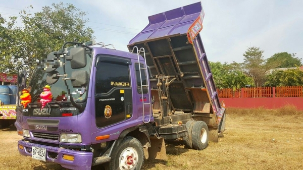 ขาย6ล้อดัมพ์เดก้า195 FRR32 แชชซีสวย แอร์เย็นกระบะดัมพ์5คิว สภาพพร้อมวิ่งงาน