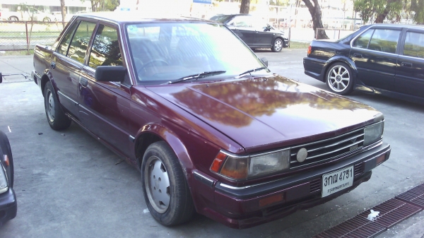 นิสสันบลูเบิด ยู11 ปี88 เครื่องSR20 เกียร์ออโต 18000