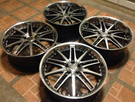 ล้อ Brabus ขอบ 20 สภาพสวย ไม่มีซ่อม พร้อมใช้งาน ราคาไม่แพง