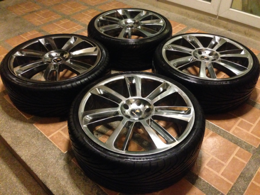 ล้อ Kranze ขอบ 20 สภาพดี พร้อมยาง 225 35 20 ปี14 ดอกเต็ม ราคาไม่แพง