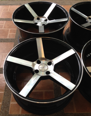 ล้อ Vossen ขอบ17 สภาพสวย พร้อมใช้งาน ราคาไม่แพง