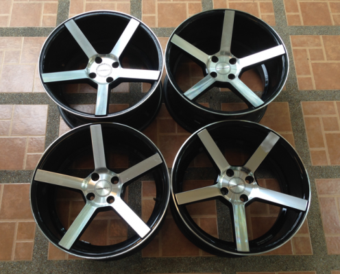 ล้อ Vossen ขอบ17 สภาพสวย พร้อมใช้งาน ราคาไม่แพง