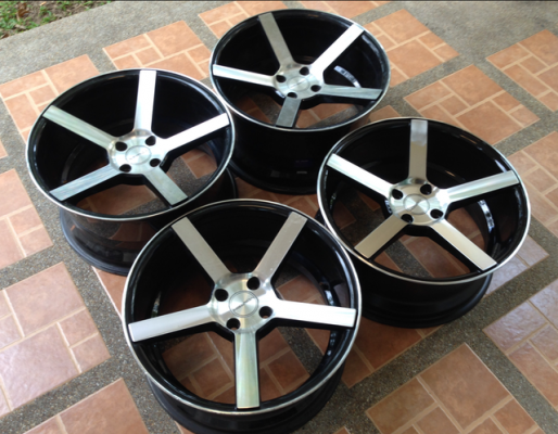 ล้อ Vossen ขอบ17 สภาพสวย พร้อมใช้งาน ราคาไม่แพง